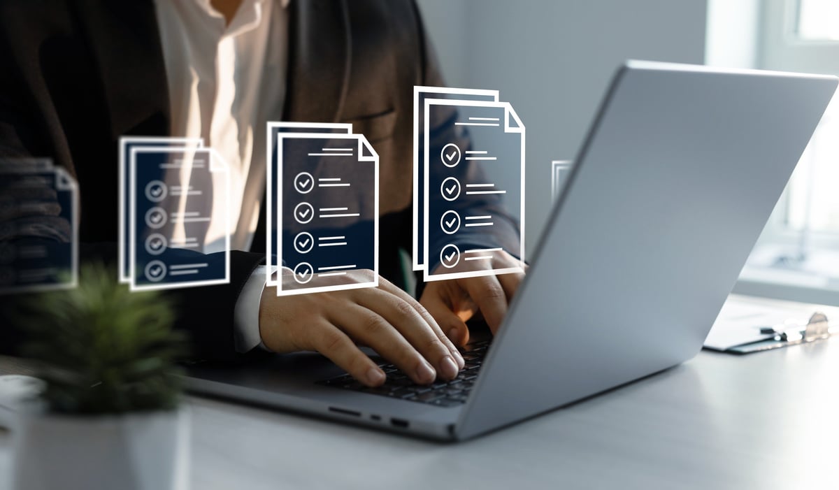 Documentos legales y estándares de cumplimiento normativo